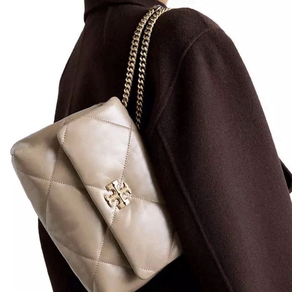 TORY BURCH
TAUPE OAK DIAMOND QUILT CONVERTIBLE SHOULDER CROSS BODY BAG NWT $575 main image 6